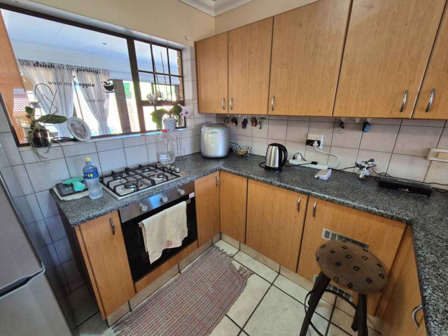 3 Bedroom Property for Sale in Heiderand Western Cape